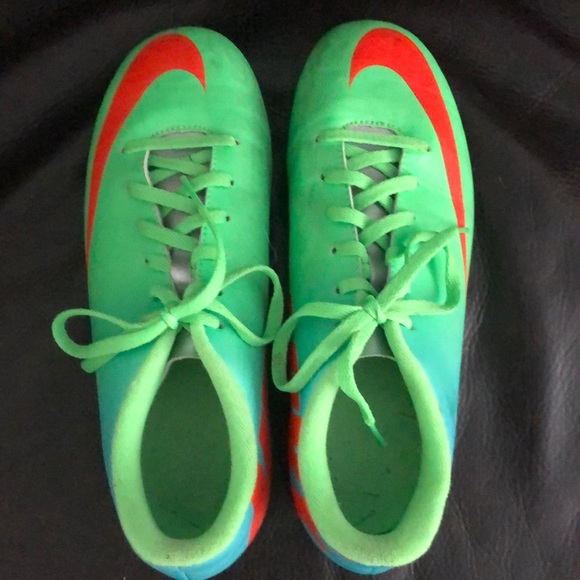 Nike cleats - Picture 5 of 5